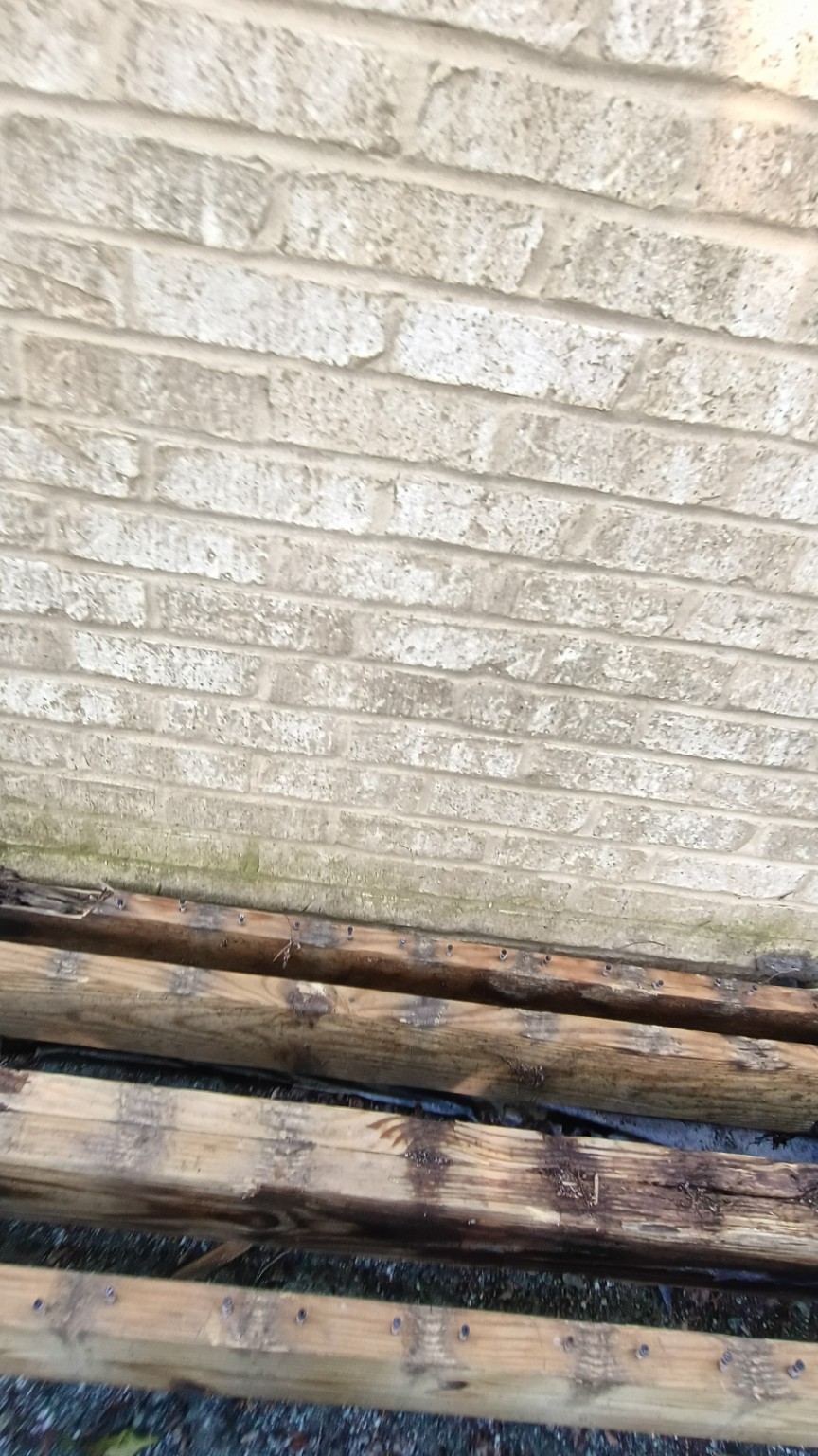 Foundation wall